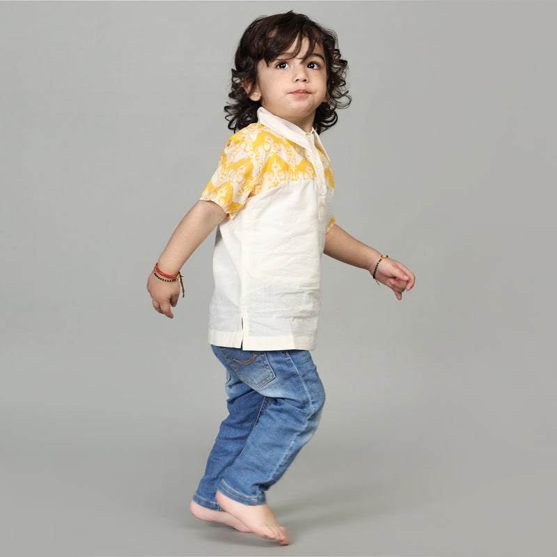 Cotton White Short Kurta for Boys with Printed Yoke having Two Silly Goats Story Print