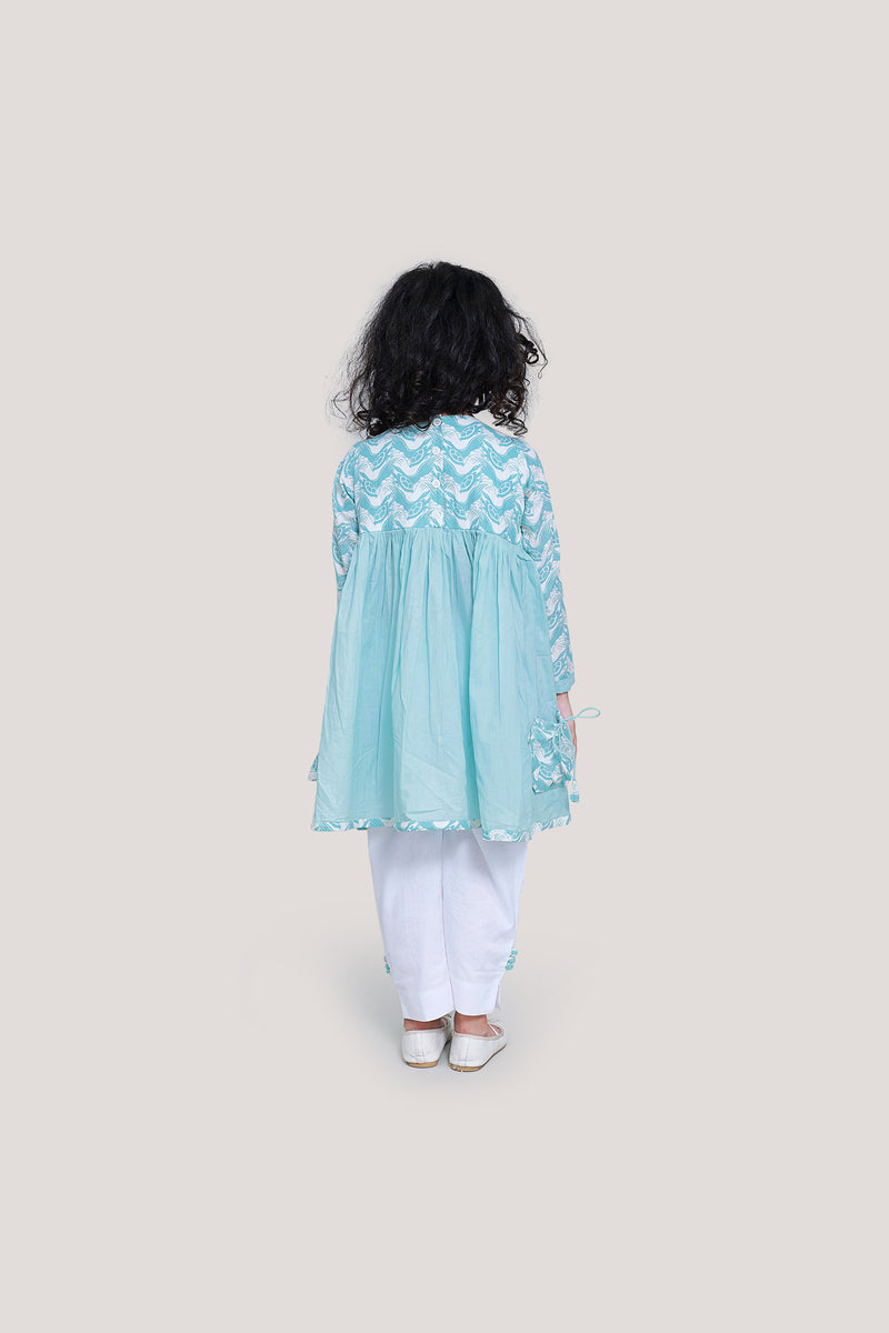 The Talkative Turtle - Round Neck Kurta with White Pants