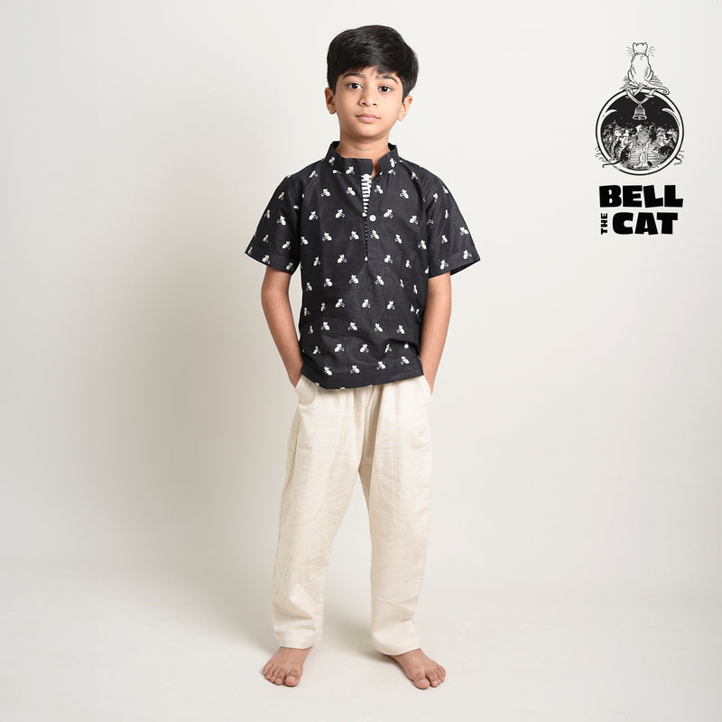 Cotton Printed Short Kurta For Boys With Bell The Cat Print Black