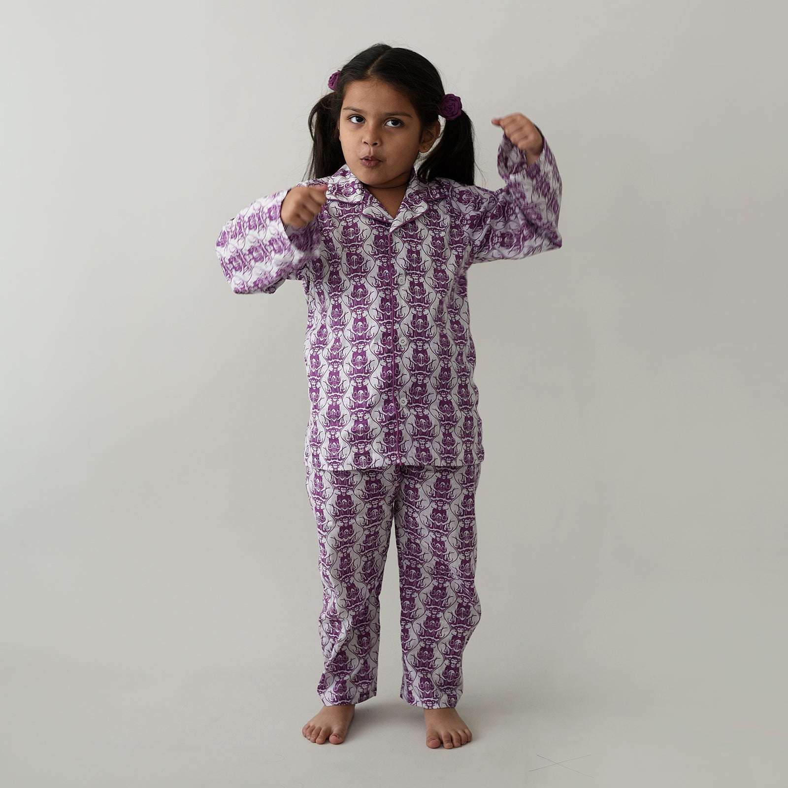 Unisex Single Set Cotton Kids Sleepwear with Two Cats & Monkey Story print (1 Top & 1 Bottom)