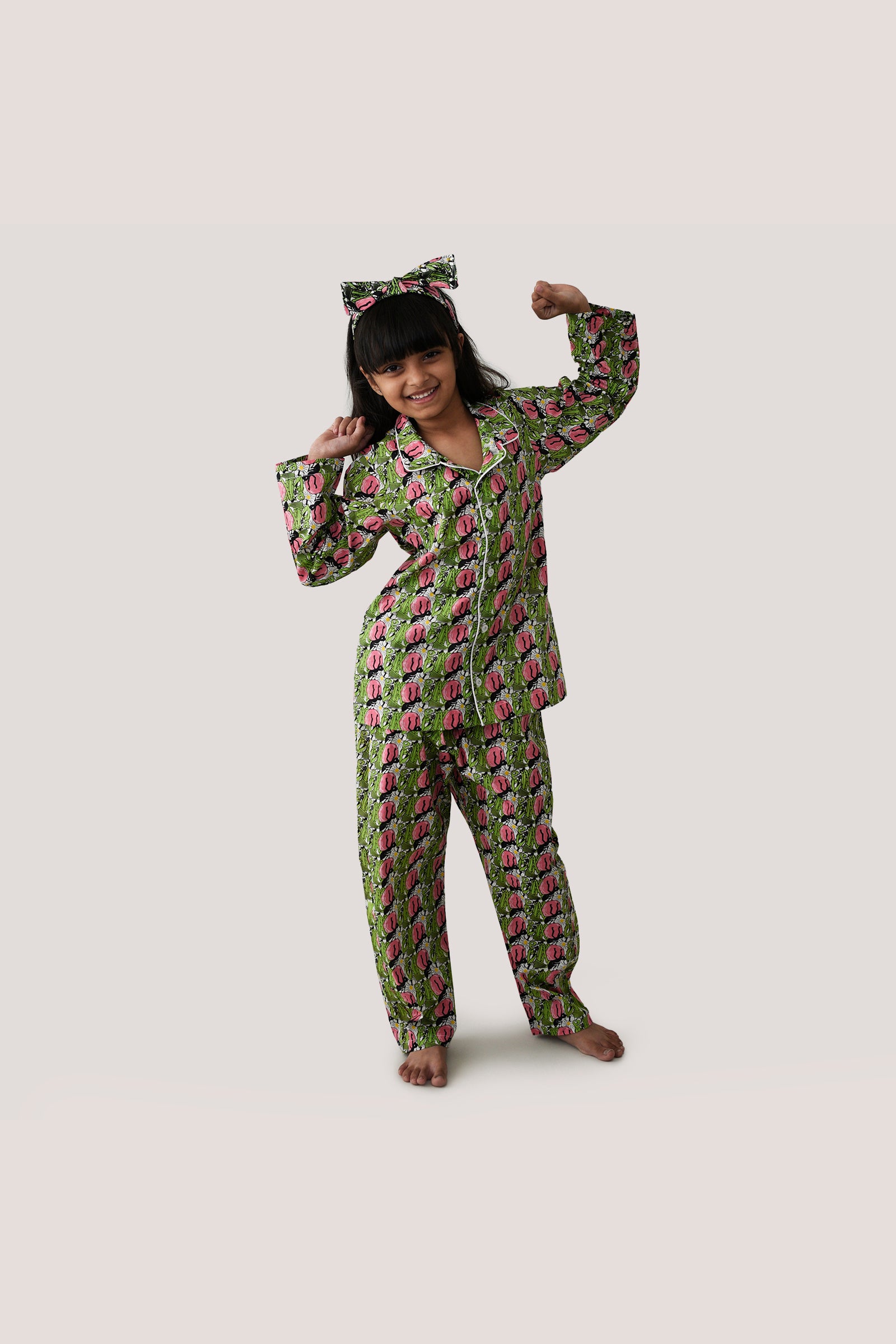 The Ant & the Grasshopper - Sleepwear