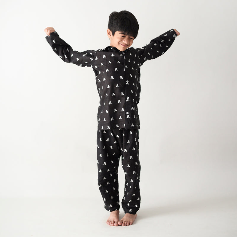 Unisex Single Set Cotton Kids Sleepwear with Bell the Cat Story Print- Black (1 Top & 1 Bottom)