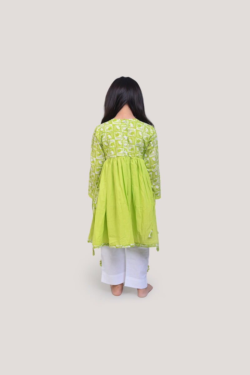 The Monkey & The Crocodile - Round Neck Kurta with White Pants