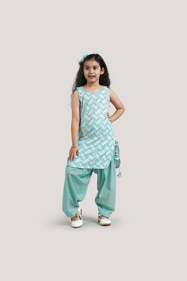 The Talkative Turtle - Patiala Suit Set
