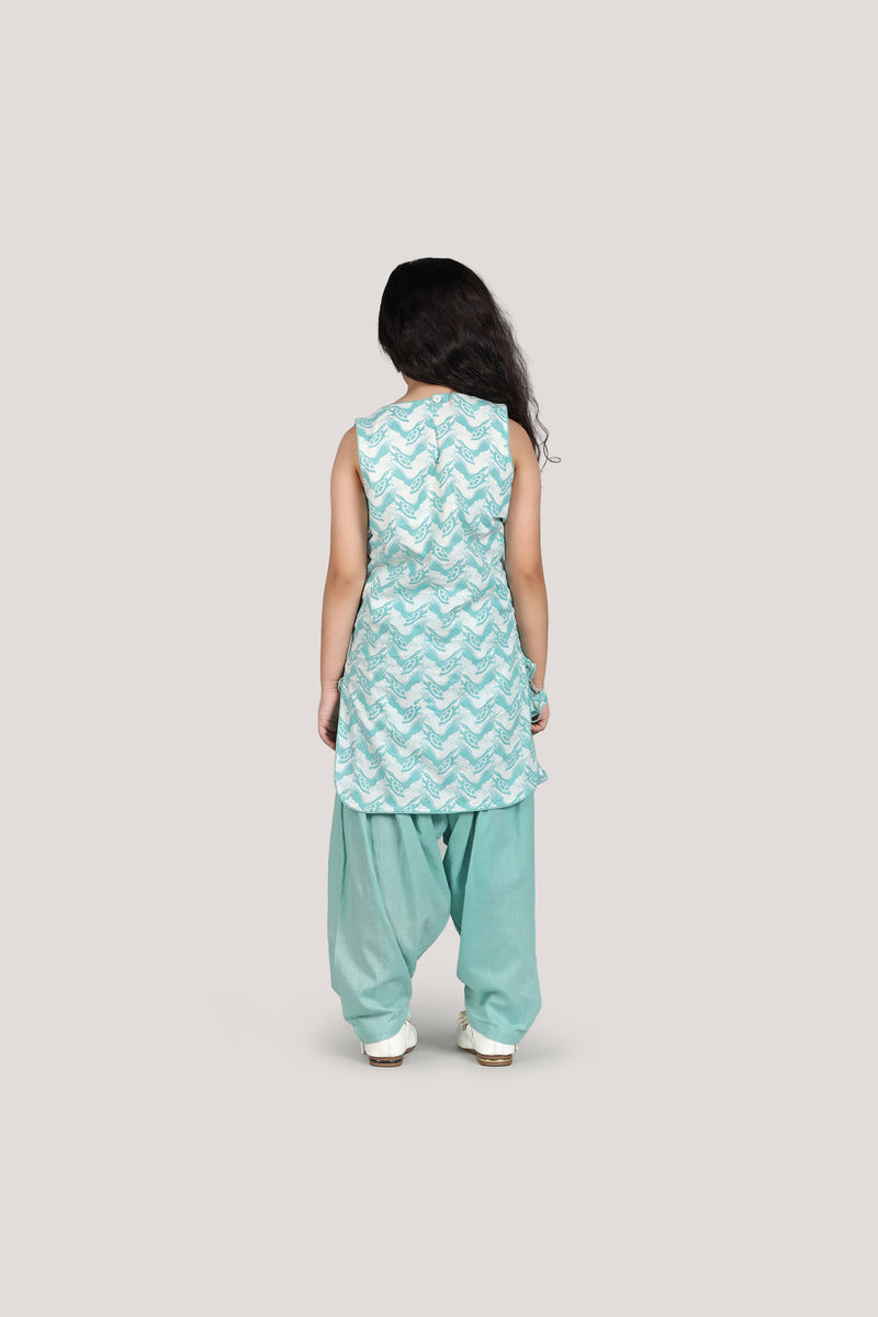 The Talkative Turtle - Patiala Suit Set