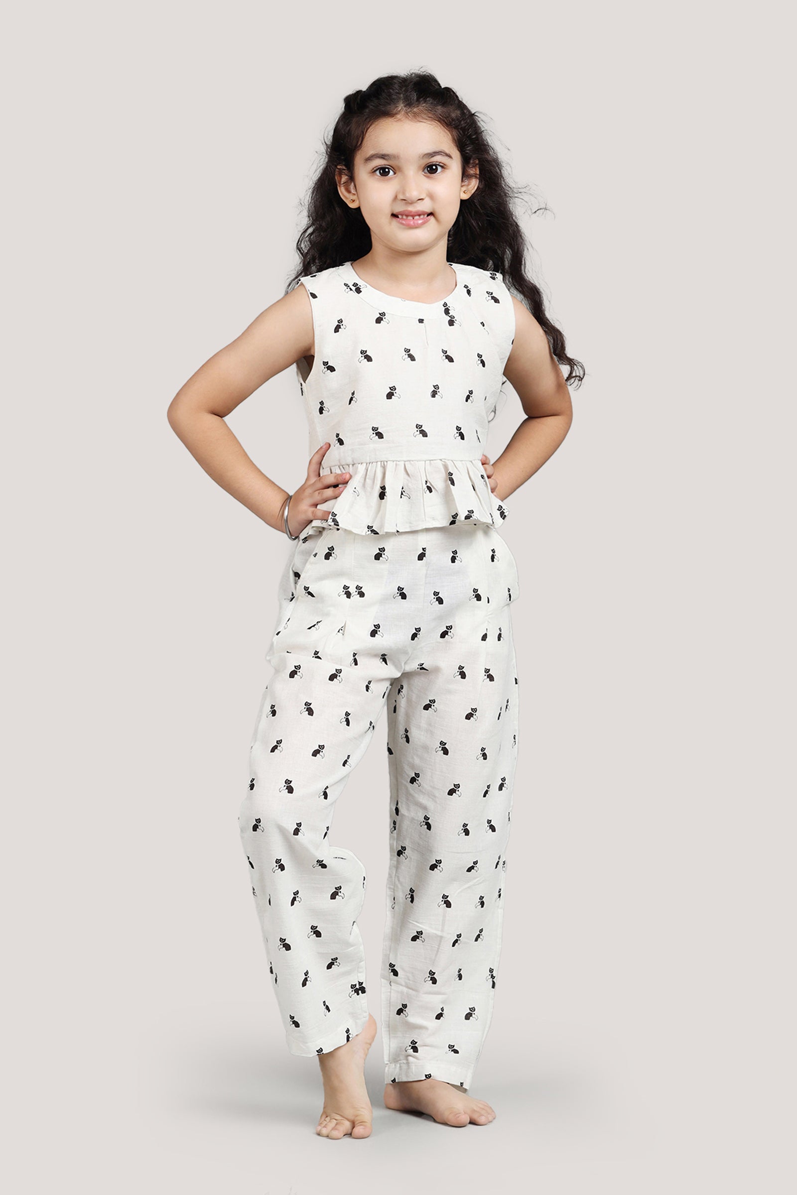 Bell The Cat - Crop Top Set, Beige