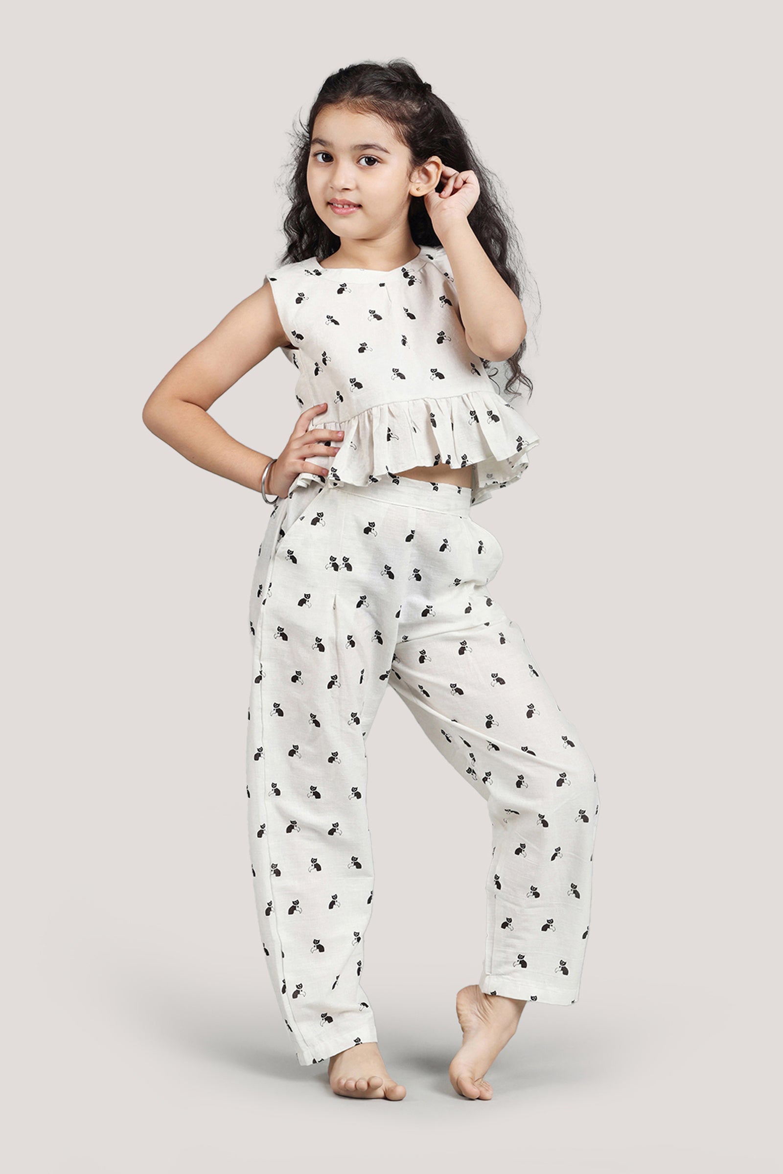 Bell The Cat - Crop Top Set, Beige