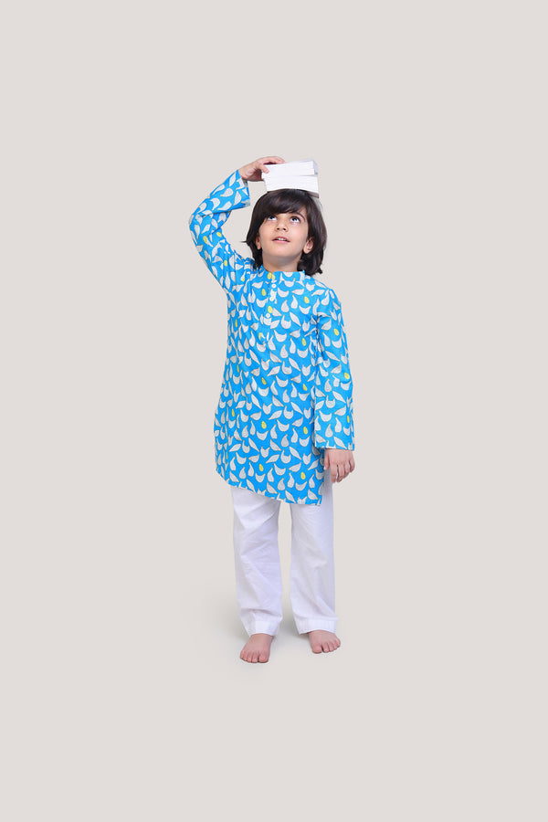 Hen That Laid The Golden Eggs- Boys Kurta Pajama Set