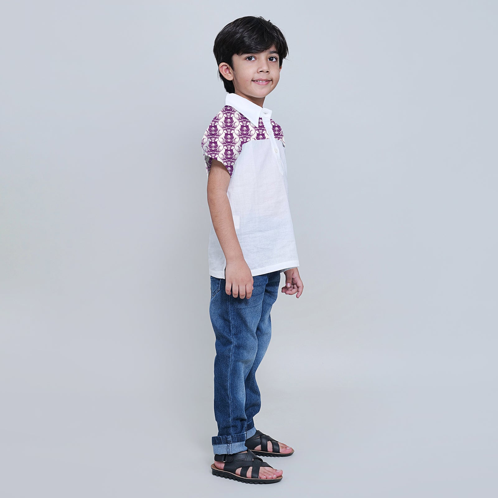 Cotton White Short Kurta for Boys with Printed Yoke having Two Foolish Cats & The Clever Monkey Story