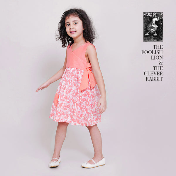 The Foolish Lion & The Clever Rabbit – Story Tailor