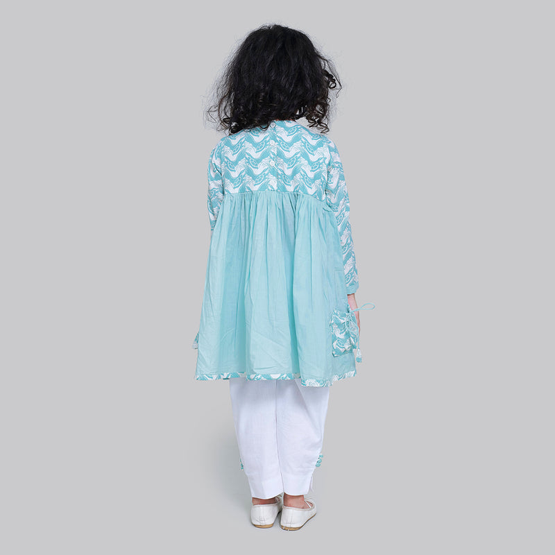 Cotton Full Sleeve Round Neck Kurta with Side Pockets And White Pants For Girls with The Talkative Turtle Print