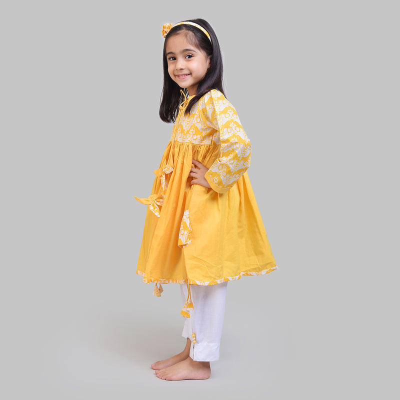 Cotton Full Sleeve Round Neck Kurta with Side Pockets And White Pants For Girls with Two Silly Goats Print