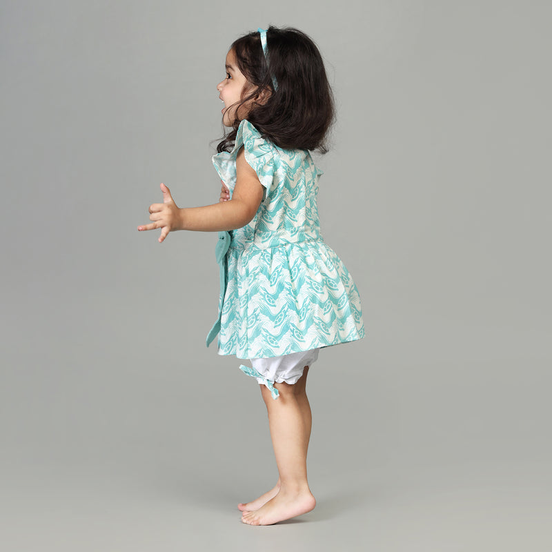 Cotton Flared Top with Balloon Shorts For Girls with The Talkative Turtle Print